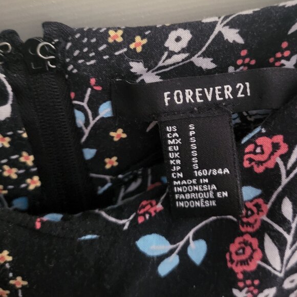 Forever 21 Women's Floral Summer Dress Knee-Length (Small) - Picture 2 of 4